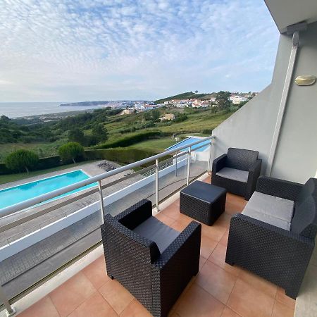 Villa With Views Over The Atlantic Ocean And Swimming Pool Famalicao Exterior photo
